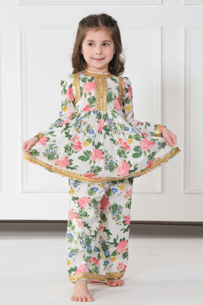 GIRLS DRESS embellished with gold gota. (SIZE-3-4yr)